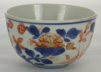 Edo period tea cup with flower motif